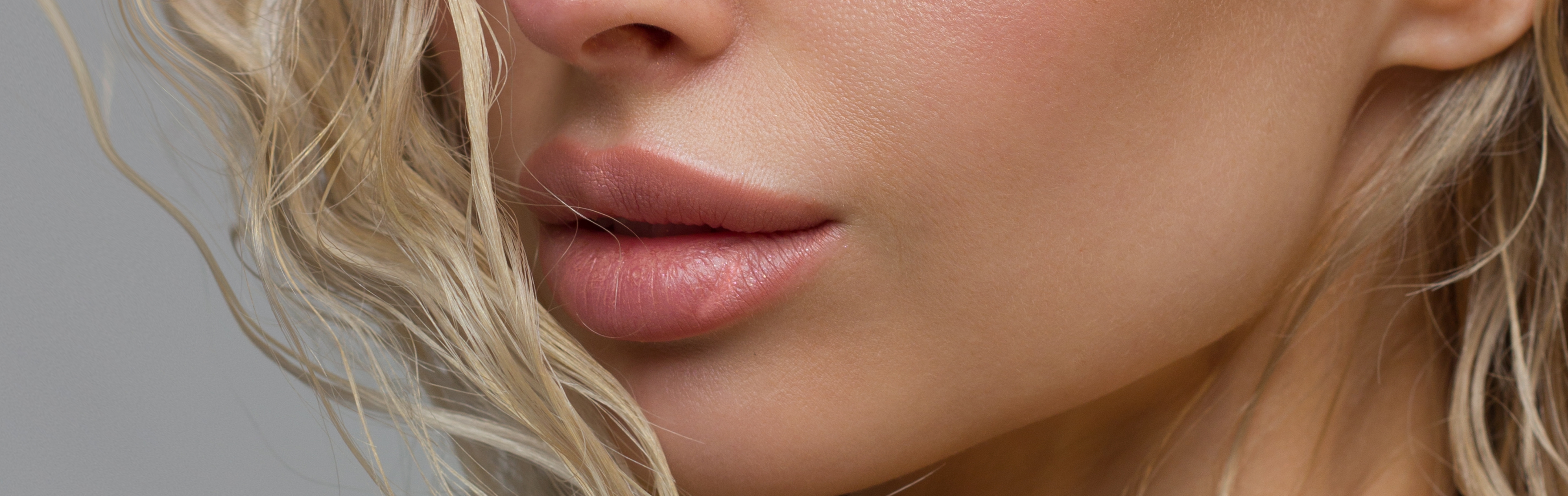 Southern Face and Body lady facing the camera close up of her face with smooth skin