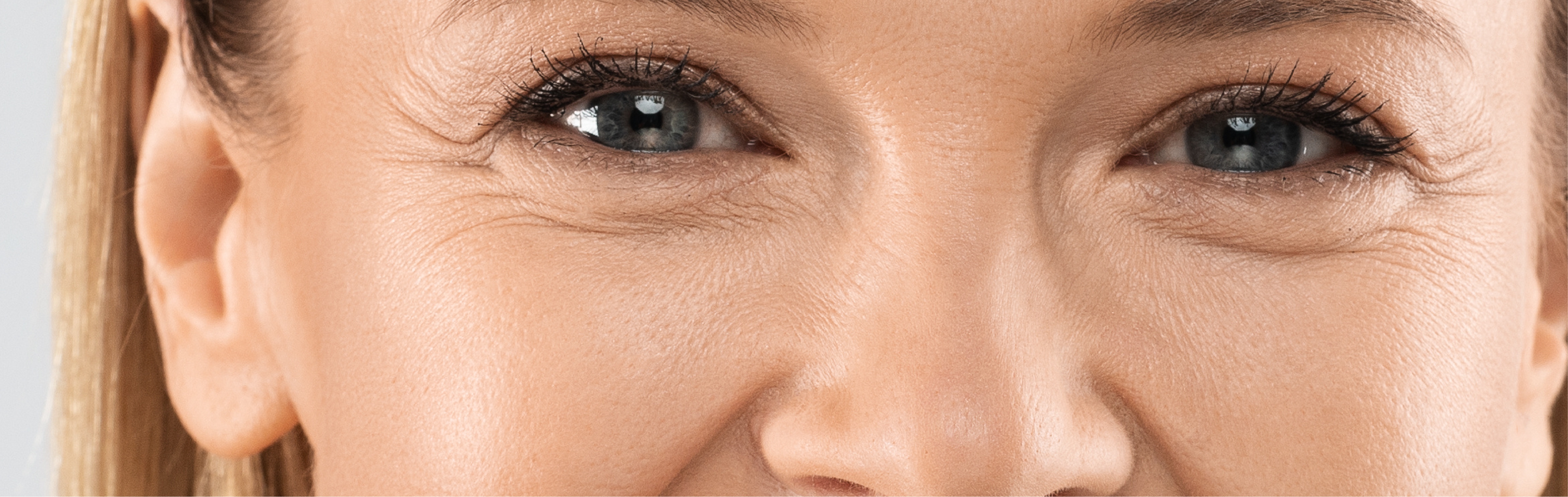 Southern Face and Body lady facing the camera close up of her face with smooth skin