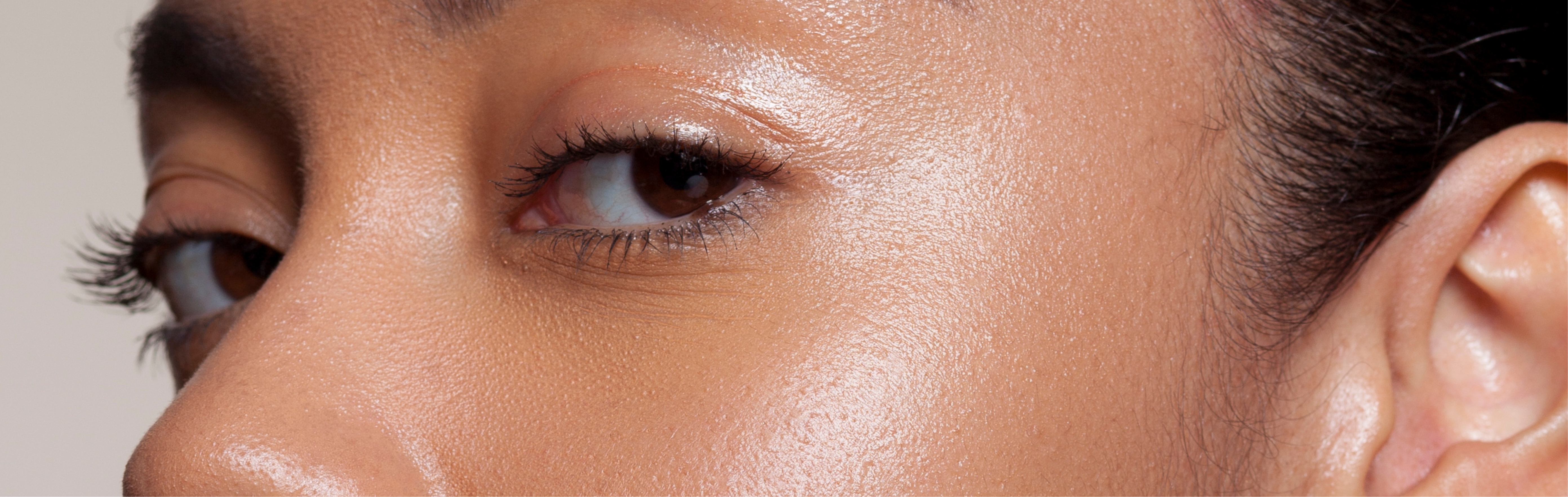Southern Face and Body lady facing the camera close up of her face with smooth skin