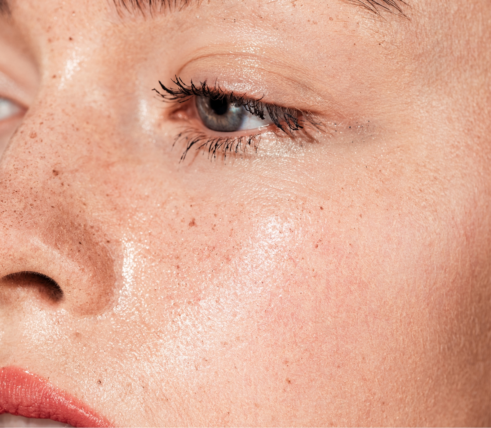 Southern Face and Body lady facing the camera close up of her face with smooth skin