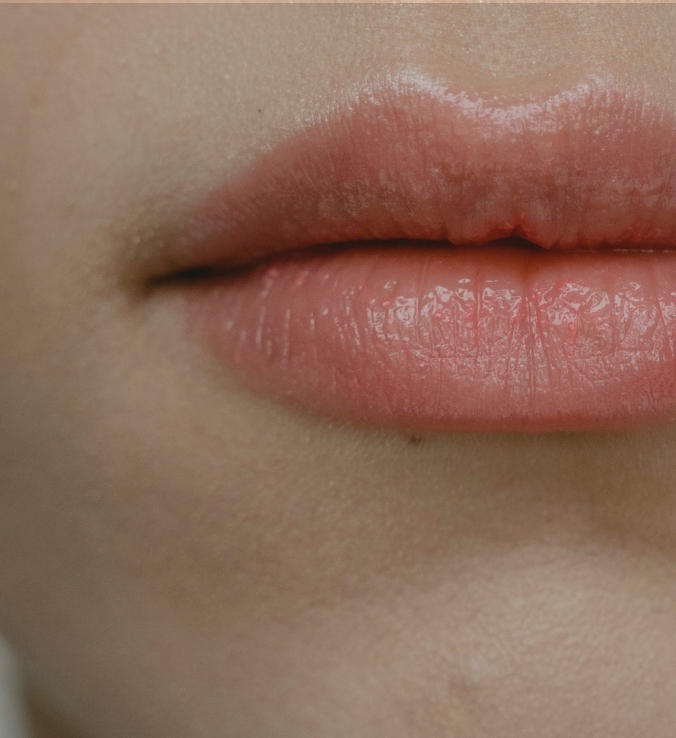 Southern Face and Body lady facing the camera close up of her lips